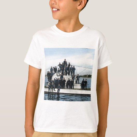 ヴィンテージの第二次世界大戦の潜水艦の乗組員 Tシャツ (正面)
