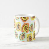 ヴィンテージの継ぎ目のない柄の手描きパパイヤの実。 コーヒーマグカップ (正面右)