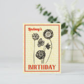 ヴィンテージの花の名前をカスタマイズ フラワーバースデー インビテーションポストカード (スタンド正面)