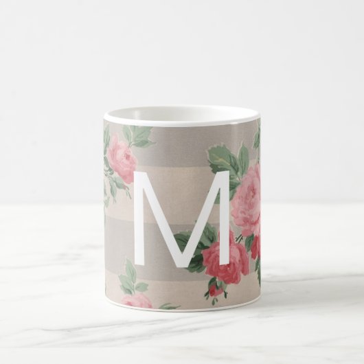 ヴィンテージの花の大きいモノグラム コーヒーマグカップ (中央)