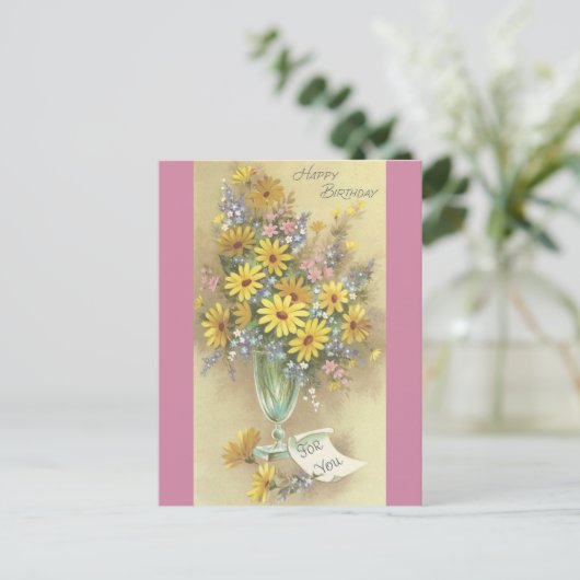 ヴィンテージの花瓶の花とハッピーバースデー ポストカード (スタンド正面)