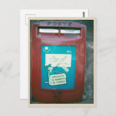 ヴィンテージの赤いメールボックスの写真 ポストカード (正面/裏面)