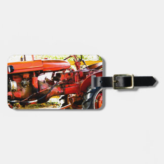 ヴィンテージの赤のトラクター ラゲッジタグ