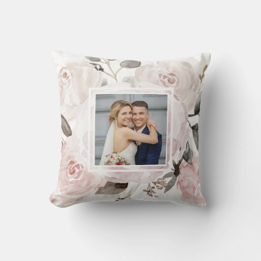 ヴィンテージの赤面のピンクの水彩画のバラ|の2写真 クッション (正面)