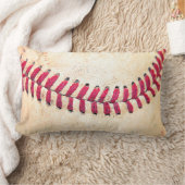 ヴィンテージの野球の赤いステッチは写真の上で閉まります ランバークッション (ブランケット)