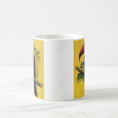 ヴィンテージの野生動物 鳥類、樹木にいる熱帯のカラフルなオウム コーヒーマグカップ (中央)