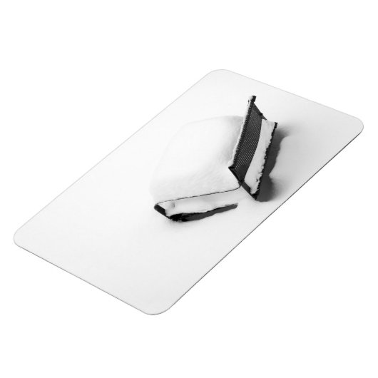 ヴィンテージの雪に満ちた金属製の芝生椅子 マグネット (左側)