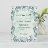 ヴィンテージの青いバラおよび羽の第80誕生会 招待状 (スタンド正面)