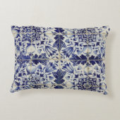 ヴィンテージの青い白いタイルパターン アクセントクッション (裏面)