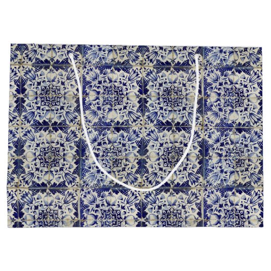 ヴィンテージの青い白いタイルパターン ラージペーパーバッグ (裏面)