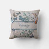 ヴィンテージの青い蝶のパタパーソナライズされたーン クッション (裏面)