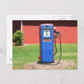 ヴィンテージの風化したエッソの屋外ガソリンポンプ ポストカード (正面/裏面)