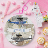 ヴィンテージの飛行機及び世界地図の飛行士の冒険 ペーパープレート (パーティー)