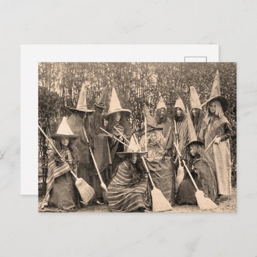 ヴィンテージの魔女が衣装を着て女性を撮影 ポストカード (正面/裏面)