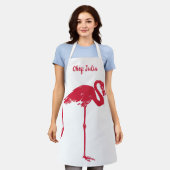 ヴィンテージの鳥、片足を上げたピンクのフラミンゴ エプロン (着用した状態)