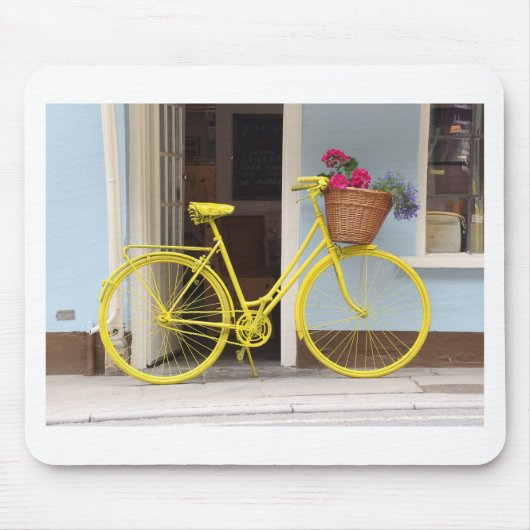 ヴィンテージの黄色い自転車および花のバスケット マウスパッド (正面)