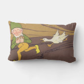 ヴィンテージの黄金の卵を産むイソップ寓話のガチョウ ランバークッション (裏面)