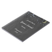 ヴィンテージの黒板の来客名簿 ノートブック (左側)