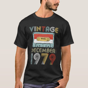 ヴィンテージの12月1979日の誕生日のカセットテープ Tシャツ