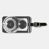 ヴィンテージのb&wのカメラ ラゲッジタグ (正面横)