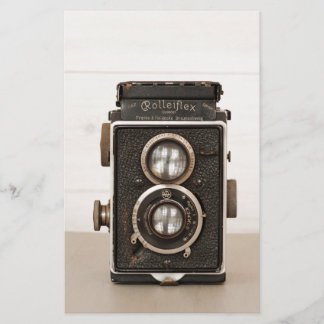 ヴィンテージのRolleiflex対レンズのカメラ 便箋