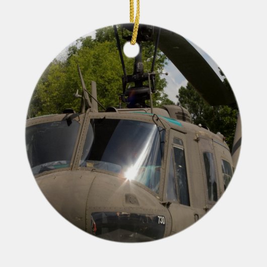 ヴィンテージのuh1 Hueyの軍隊のヘリコプター セラミックオーナメント (正面)