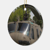 ヴィンテージのuh1 Hueyの軍隊のヘリコプター セラミックオーナメント (左)