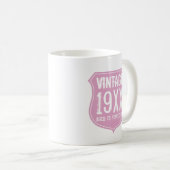 ヴィンテージは女性のための完全さの誕生日のマグに老化しました コーヒーマグカップ (正面右)