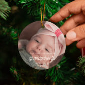 ヴィンテージは私たちの初めてのクリスマスを祖父母として描く セラミックオーナメント