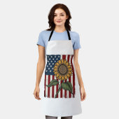 ヴィンテージひまわりアメリカ国旗 エプロン (着用した状態)