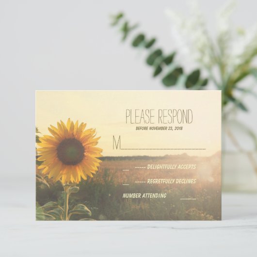 ヴィンテージひまわり結婚式RSVPカード 出欠カード (スタンド正面)