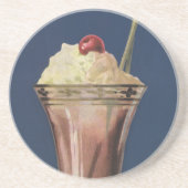 ヴィンテージアイスクリームシェイク、ホイップクリーム&さくらんぼ コースター (正面)