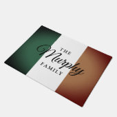 ヴィンテージアイルランド国旗とカスタムの姓 ドアマット (アングル)