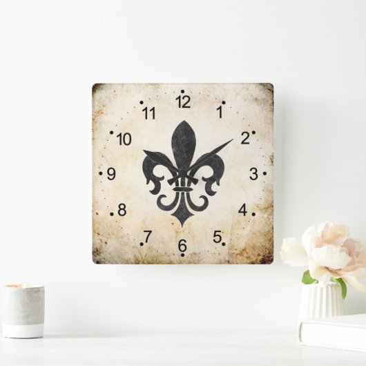 ヴィンテージアクセントフランスの(紋章の)フラ・ダ・リ スクエア壁時計 (ホーム)