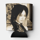 ヴィンテージアジアの女性肖像画アート 缶クーラー (裏面)