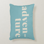 ヴィンテージアドベンチャータイポグラフィインブルートラベル愛好家 アクセントクッション (正面(垂直))