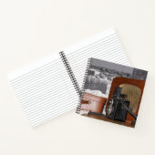 ヴィンテージアナログカメラレコーダーとレトロラジオ ノートブック (内部)