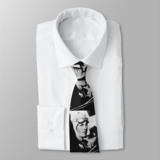 ヴィンテージアメリアアーハート写真 ネクタイ