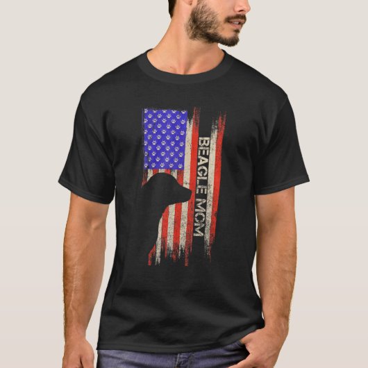 ヴィンテージアメリカ国旗のビーグル犬の母シルエット Tシャツ (正面)