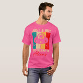ヴィンテージアリを信じる男の子だおもしろい Tシャツ (正面フル)