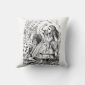 ヴィンテージアリスinワンダーランド，トランプ 飛んでいる クッション (裏面)