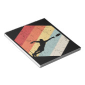 ヴィンテージアルティメットフリスビースポーツレトロ ノートパッド (アングル)