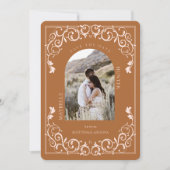 ヴィンテージアンティークフローリッシュスクロールテラコッタ写真 セーブザデート (正面)