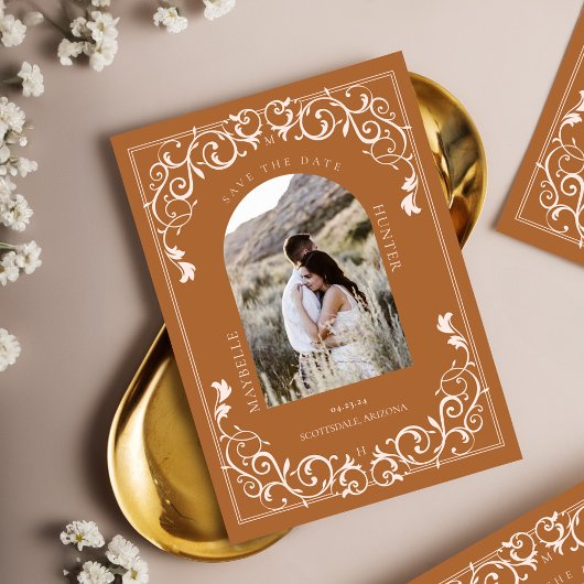 ヴィンテージアンティークフローリッシュスクロールテラコッタ写真 セーブザデート