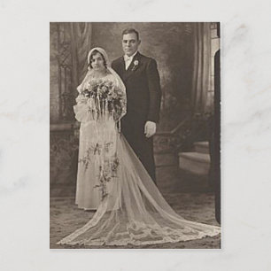 ヴィンテージアンティークロマンチックな新郎新婦の写真 ポストカード