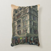 ヴィンテージアーキテクズクイーンズホテルライスタースクエア アクセントクッション (正面(垂直))