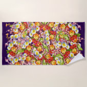 ヴィンテージアートフローラルパターン春の花ズプリムローズ ビーチタオル (正面)