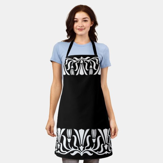 ヴィンテージアールヌーボー花白オンブラック エプロン (着用した状態)