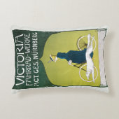 ヴィンテージアールヌーボー、ヴィクトリアフラッドヴェルケ、レーム アクセントクッション (正面)