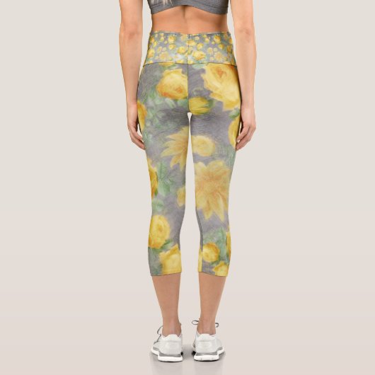 ヴィンテージイエローとグレーの水色フローラ カプリレギンス (裏面)